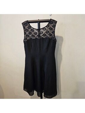 Women's Habits Dress Black with Lace Trim, Size 8 or 10, See Measurements